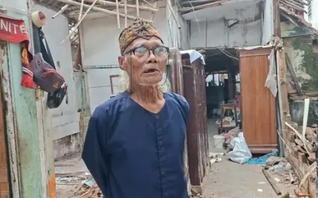 Diding Boneng Mengungsi, Tinggal di Kantor RW Usai Bagian Belakang Rumahnya Roboh