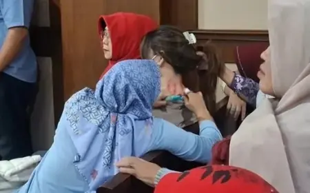 Demi Dampingi Ammar Zoni, Pacar Sampai Kerokan di Ruang Sidang