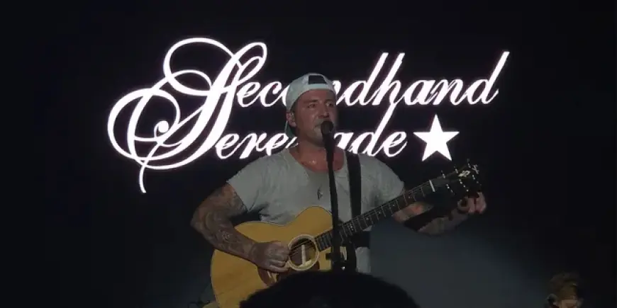 Magis ‘Fall For You’, Secondhand Serenade Buat GOR UNY Bergemuruh Dengan Lantunan Suara Ribuan Penonton