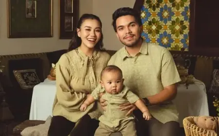 Momen Thariq Halilintar Sambil Gendong Arash Jalani Salat Tarawih Bersama Aaliyah Massaid