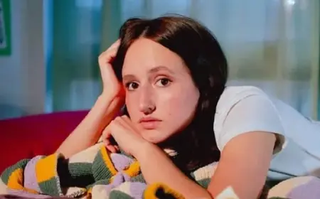 Arti dan Makna Lagu Wyd Now? – Sadie Jean, Tentang Godaan Kembali Ke Masa Lalu