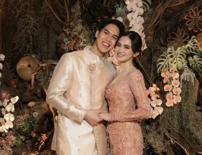 Potret Dekorasi Pengajian Syifa Hadju Jelang Nikah yang Elegan, Tamu Hadir Serba Putih